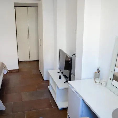 Armanda Apartment *
