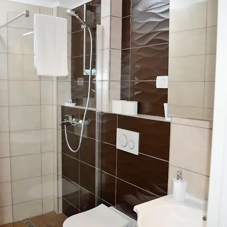 Armanda Apartment *